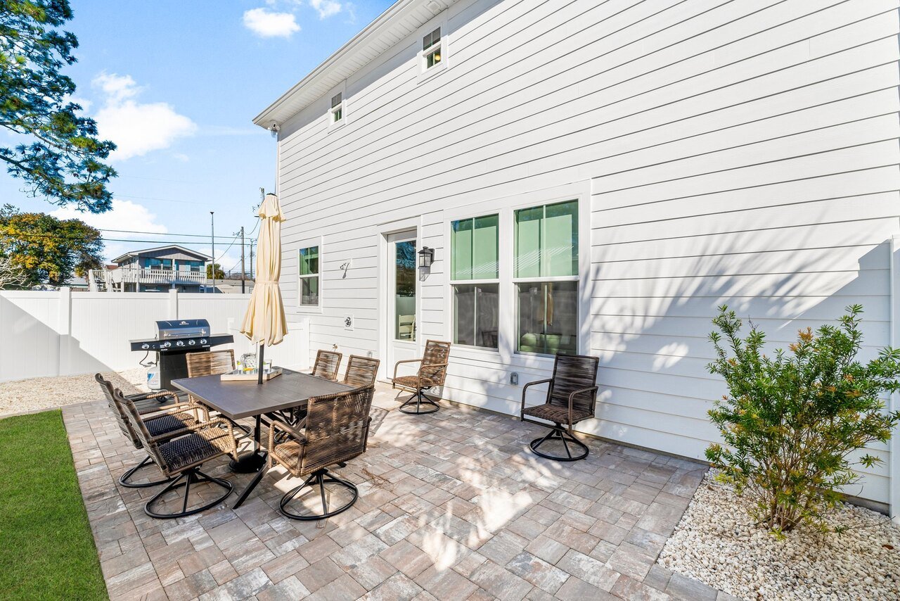 Porch & Patio